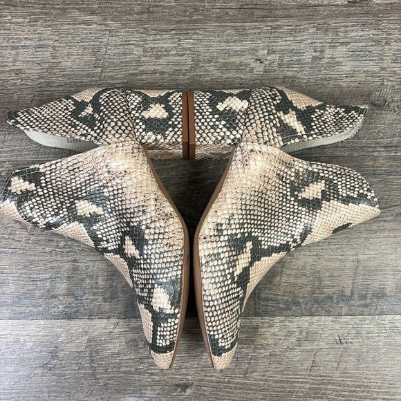 Steve Madden ROCKIR Snakeskin Embossed Ankle Boots Size 8 - Picture 5 of 10